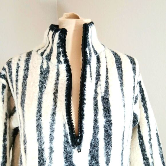 Anthropologie Cindy Eyelash Pullover Size XS - Picture 6 of 10